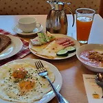 Hotel Garni Trenkenbach 4*