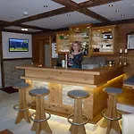 Hotel Garni Trenkenbach 4*