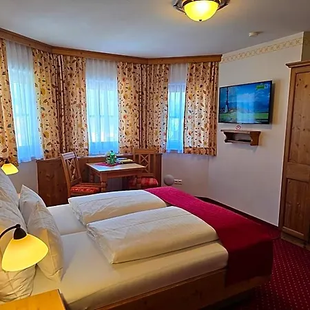 Garni Trenkenbach 4*